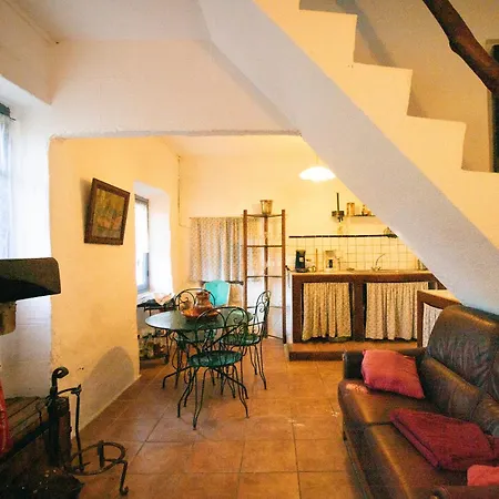 Holiday home Ferme I Frassedi Levie